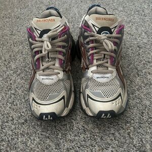 Balenciaga Runner